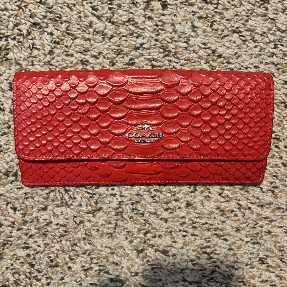 Coach Red Snake Embossed Clutch 

Cash app payments only